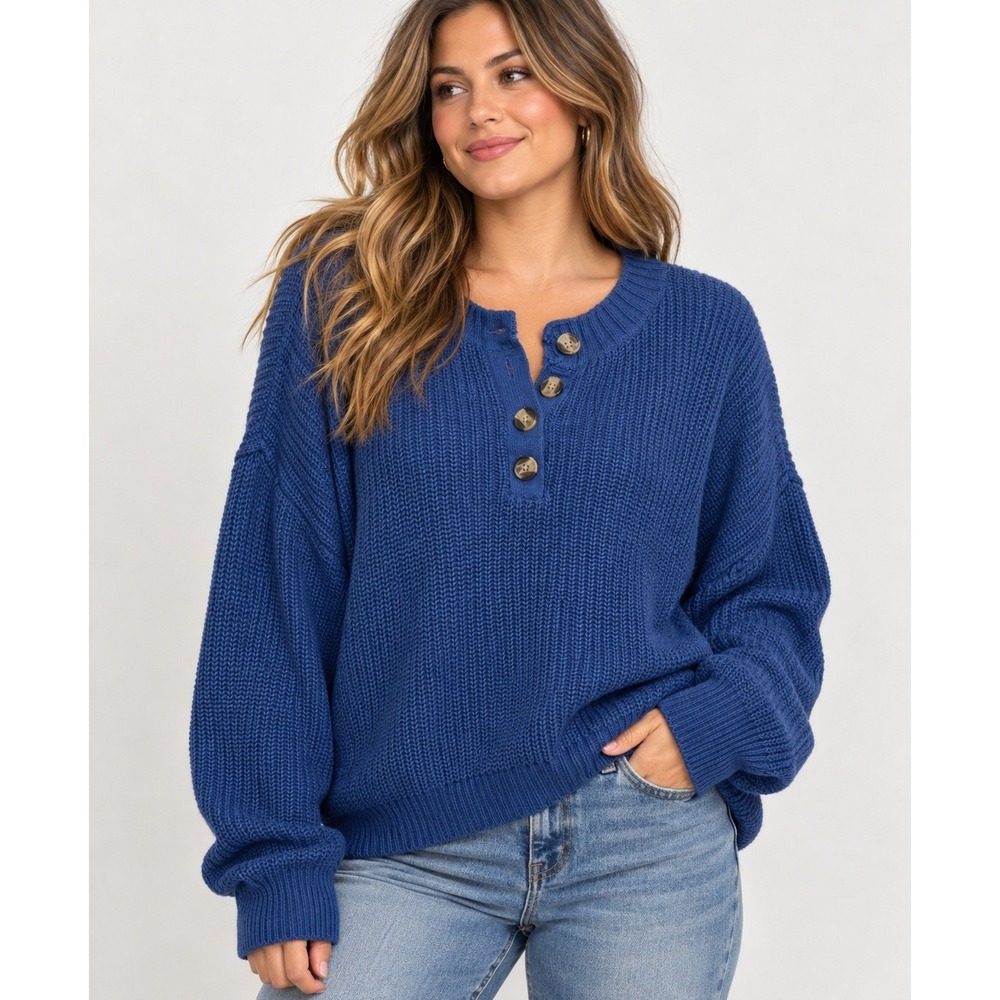 American Eagle Women's Size Large Electric Blue Cropped Knit Sweater Button Up